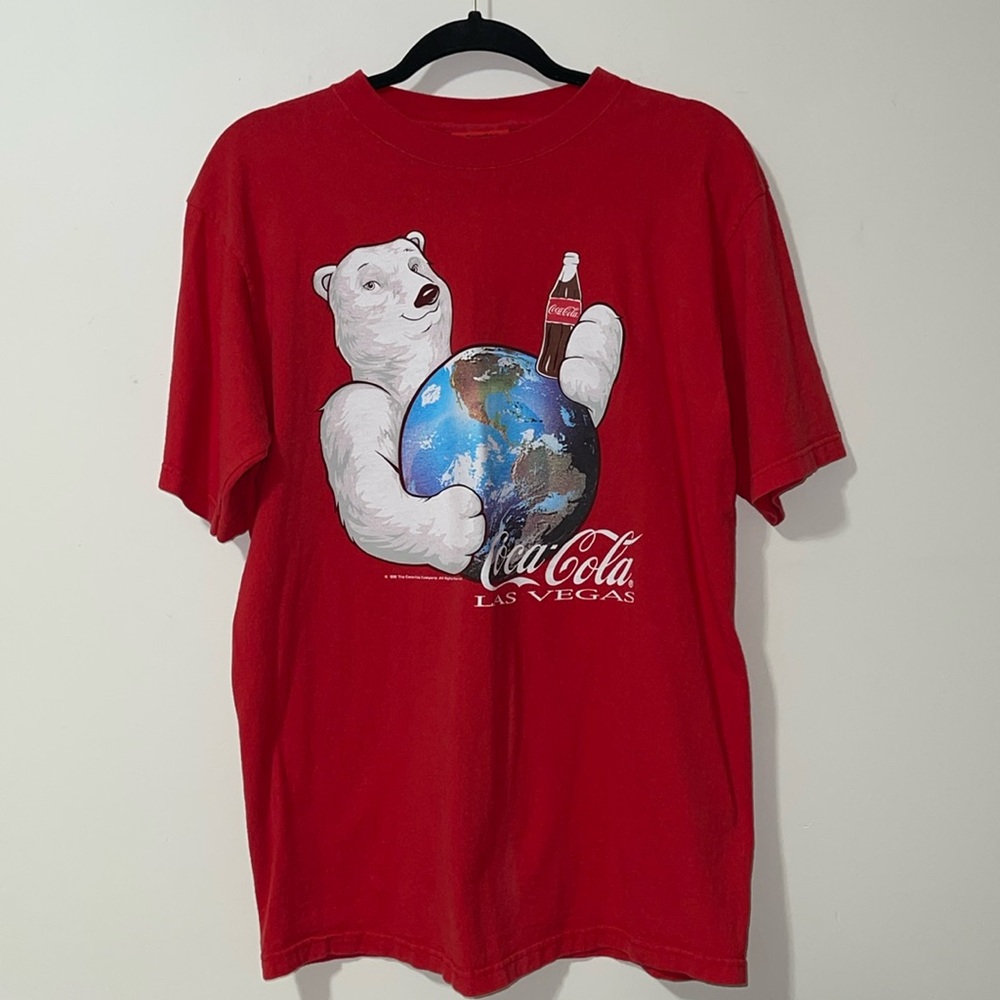☀️Sale☀️ Coca-Cola Vintage 1998 Red LasVegas Polar Bear t shirt size Medium